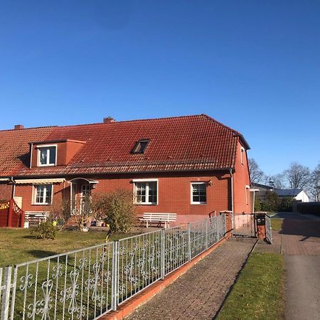 Gasthaus Am Schloss Karlsburg Экстерьер фото